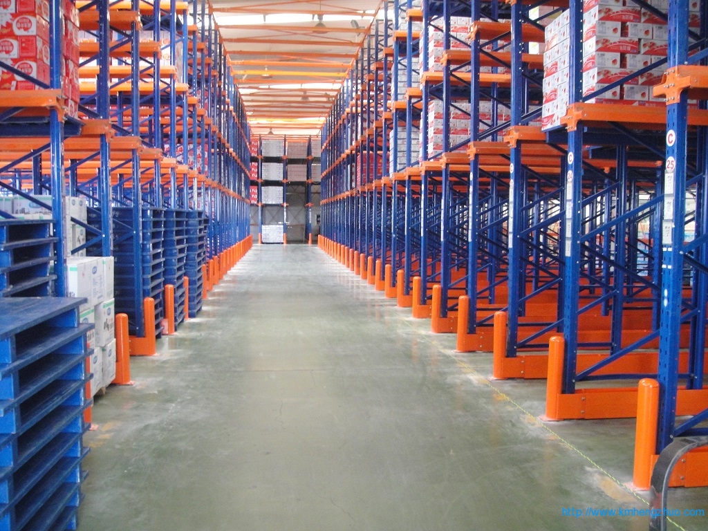 HZ-798型通廊式貨架 通廊式倉庫貨架應(yīng)用案例 HZ-798型通廊式貨架 通廊式倉庫貨架應(yīng)用案例