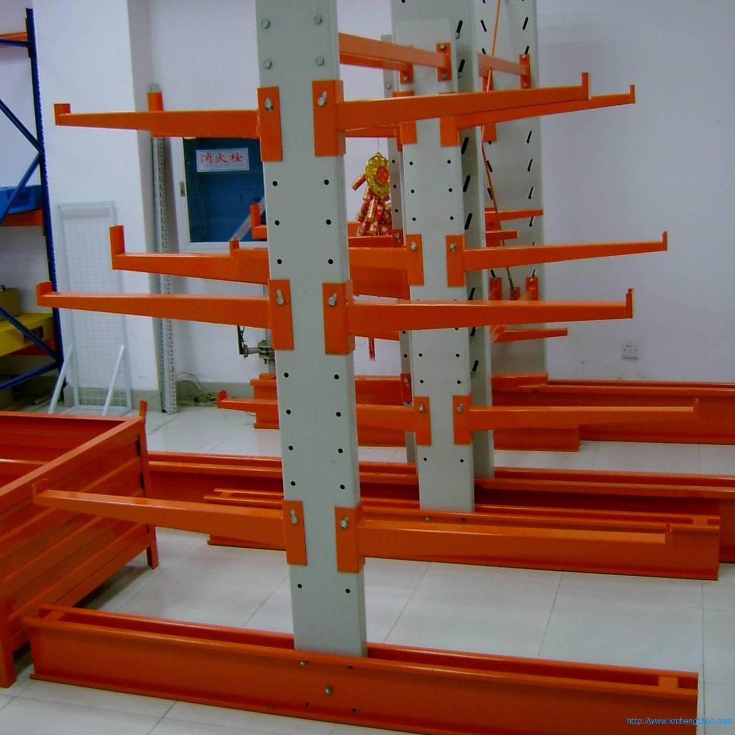 HZ-258型懸臂式貨架應(yīng)用案例